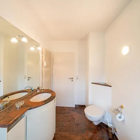 Homebase Bei Freiburg 公寓 *